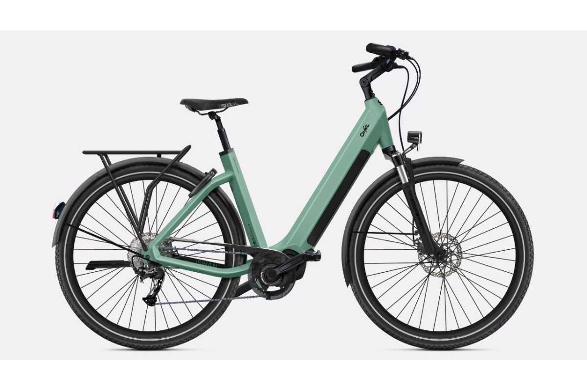 O2feel iSwan Explorer 6.1 – Vélo électrique trekking fiable & élégant | Véléos O2feel iSwan Explorer 6.1 – Vélo électrique trekking fiable & élégant | Véléos