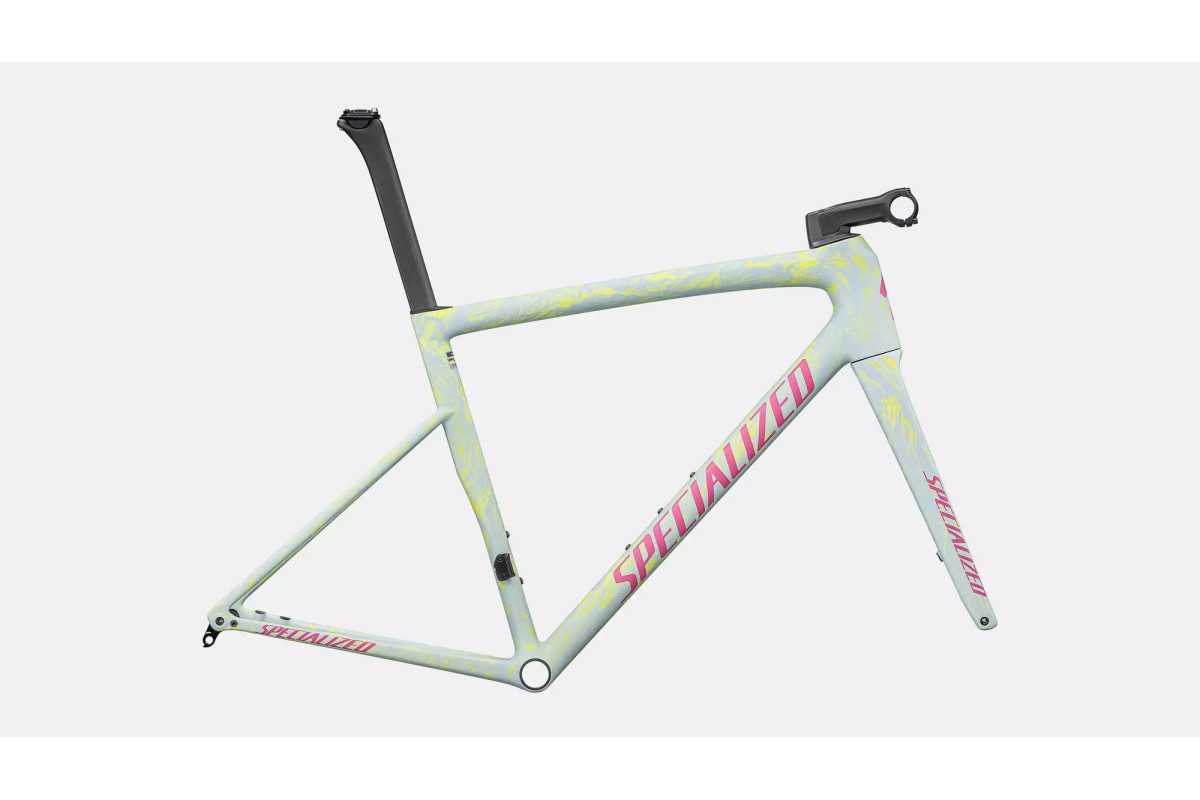 Kit Cadre Tarmac SL8 – Cadre carbone route performant & polyvalent | Véléos