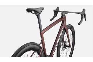 S-Works Tarmac SL8 – Vélo de route carbone léger et ultra-performant | Veleos