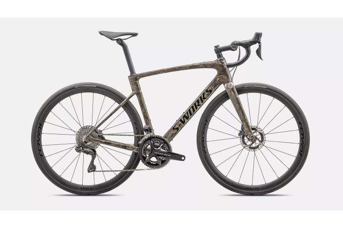 Vélo de route Roubaix SL8 – Confort, vitesse & légèreté