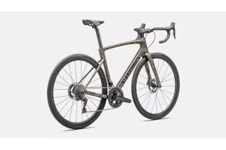 Vélo de route Roubaix SL8 – Confort, vitesse & légèreté