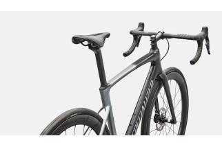 Vélo de route Roubaix SL8 – Confort, légèreté & performance