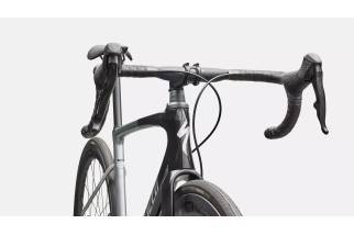 Vélo de route Roubaix SL8 – Confort, légèreté & performance